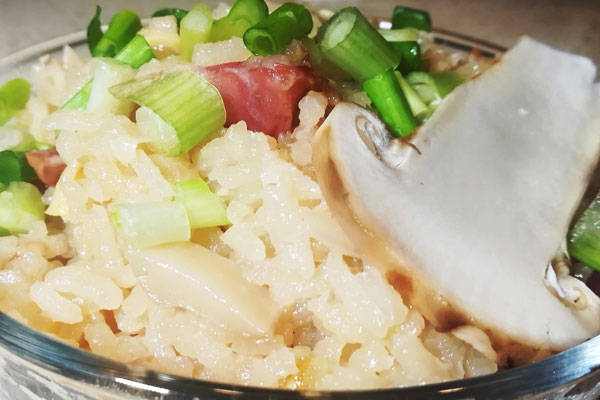松茸臘肉筍燜飯的做法，有哪些功效作用