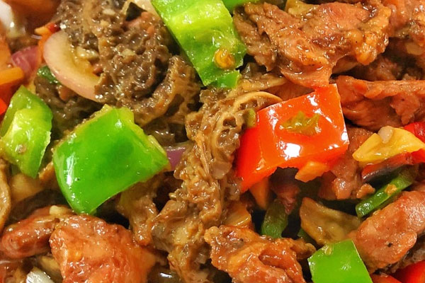 羊里脊爆炒羊肚菌怎么做好吃，有哪些功效作用