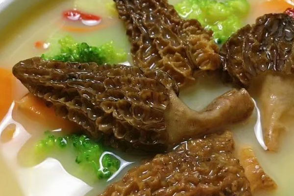 羊肚菌胡蘿卜西蘭花湯的做法，有哪些食用禁忌