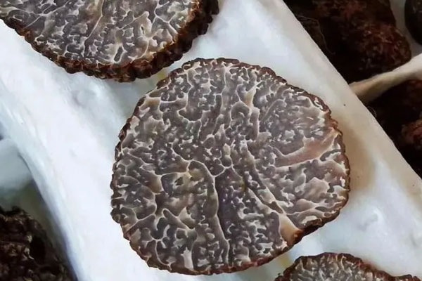 黑松露醬香五花肉的食用禁忌