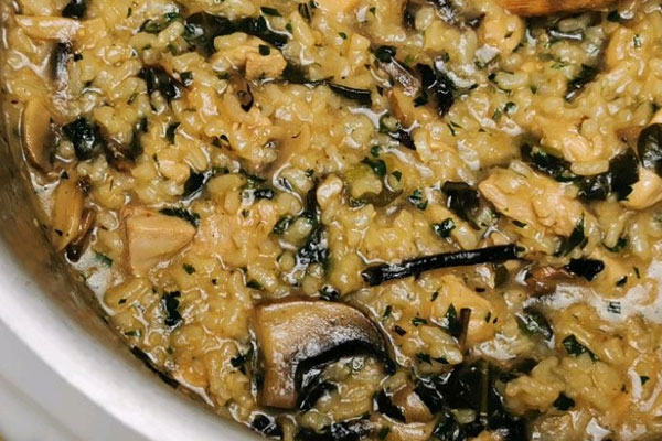 黑松露菠菜雞肉燉飯的做法，有哪些功效作用