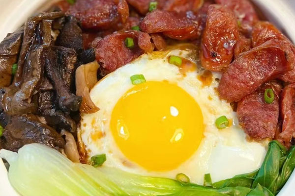 干牛肝菌臘腸燜飯的做法，有哪些功效作用