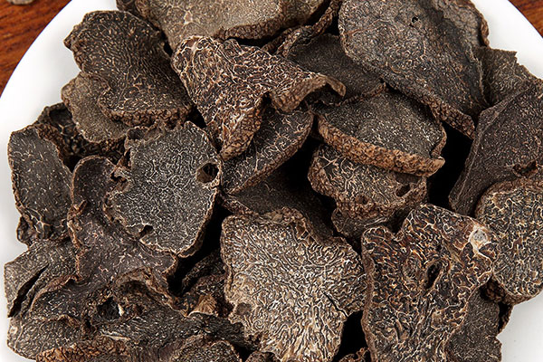 豬能聞到干松露嗎 豬能聞到干松露嗎