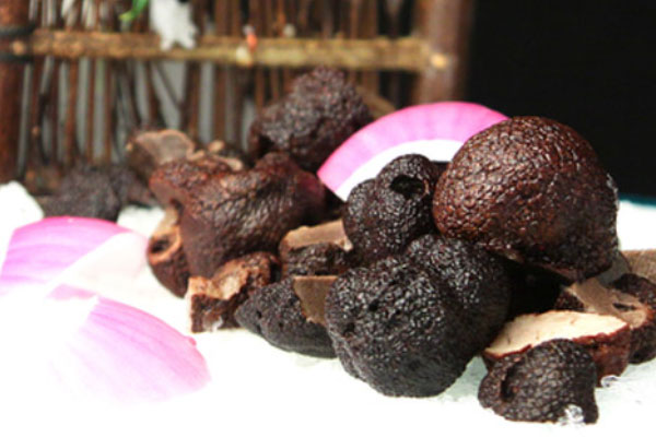 黑松露可以放米里存放嗎 黑松露可以放米里存放嗎