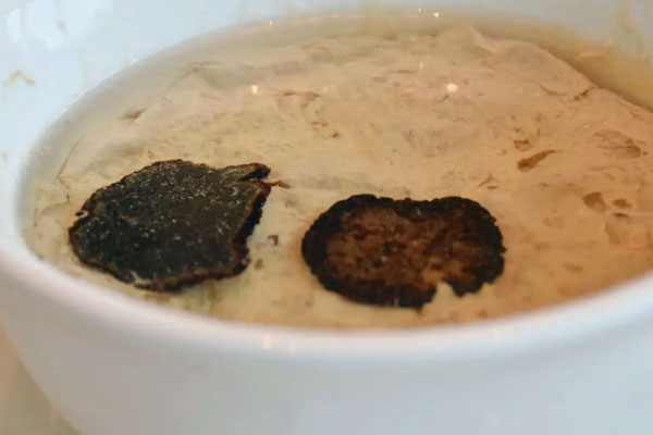 松露湯和面包怎么吃好 松露湯和面包怎么吃好