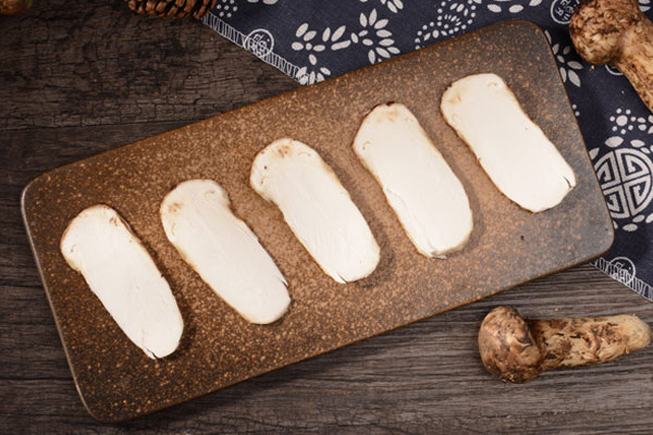 凍干松茸和烘干松茸的不同之處 凍干松茸和烘干松茸的不同之處