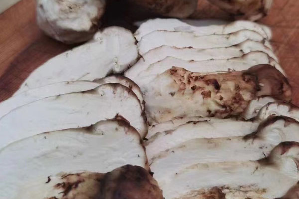 松茸黃芪參雞湯的食用禁忌 松茸黃芪參雞湯的食用禁忌