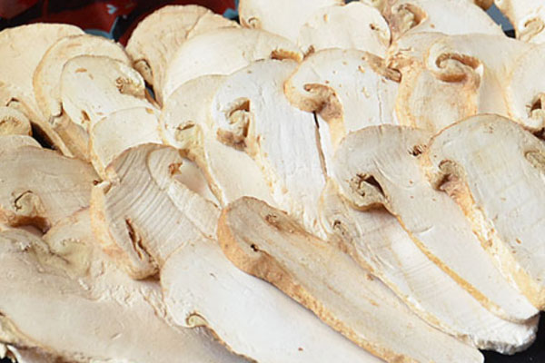 干松茸泡久了有毒嗎，松茸變酸有毒嗎