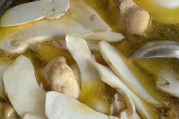 松茸板栗雞湯孕婦可以喝嗎 松茸板栗雞湯孕婦可以喝嗎