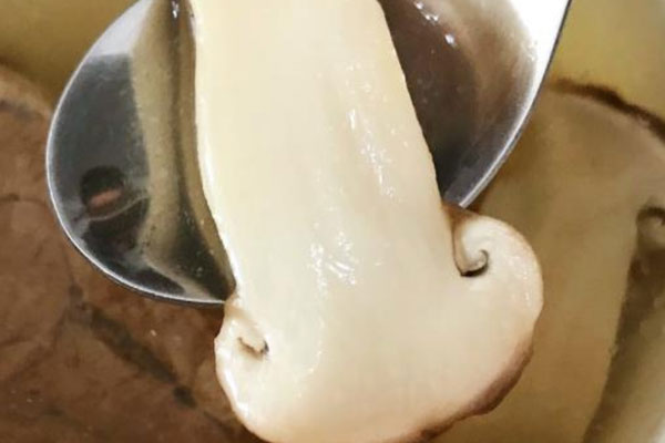 松茸黃皮果鴨湯怎么做好吃，有哪些營(yíng)養(yǎng)價(jià)值