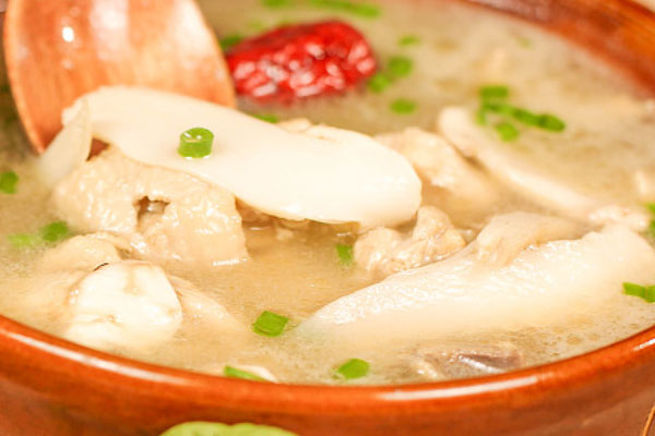 松茸根部發(fā)霉了還可以吃嗎 松茸根部發(fā)霉了還可以吃嗎