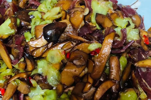 先兆流產能吃牛肝菌嗎，孕婦可以喝牛肝菌湯嗎