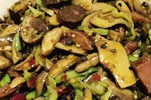 牛肝菌焯水需要幾分鐘 牛肝菌焯水需要幾分鐘