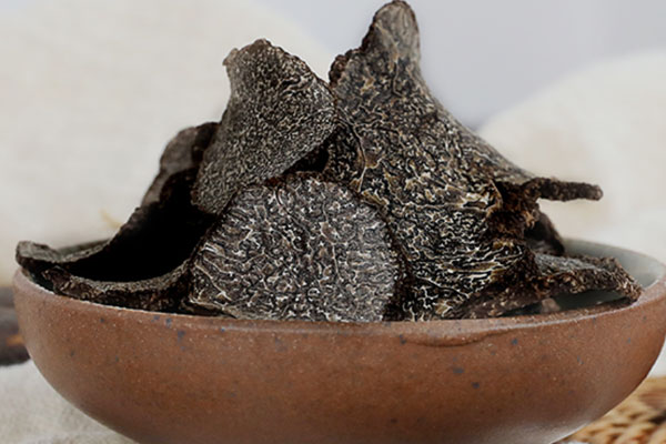 黑松露為什么吃起來(lái)苦 黑松露為什么吃起來(lái)苦