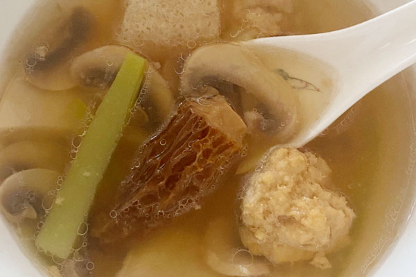 羊肚菌口蘑肉丸湯的做法，有哪些食用禁忌