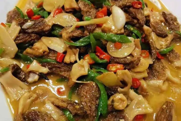 線椒爆炒羊肚菌怎么做好吃，有哪些功效作用