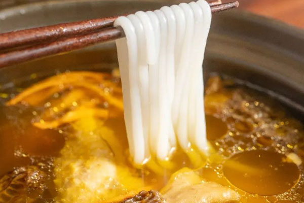 羊肚菌雞湯米線的做法，有哪些禁忌人群