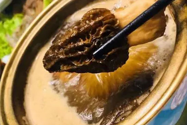 羊肚菌怎么涮火鍋吃好 羊肚菌怎么涮火鍋吃好