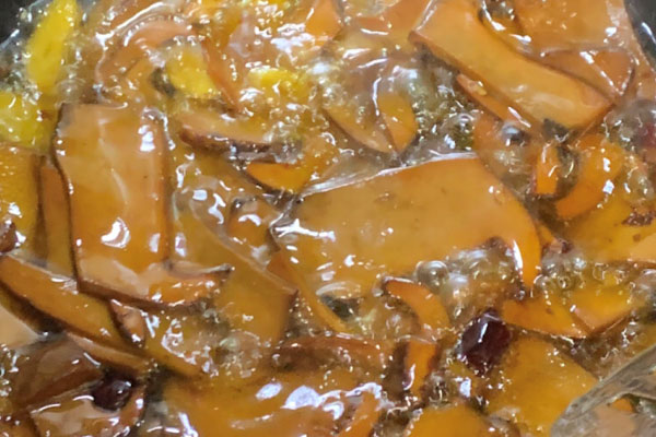 胃脹可以吃牛肝菌嗎 胃脹可以吃牛肝菌嗎