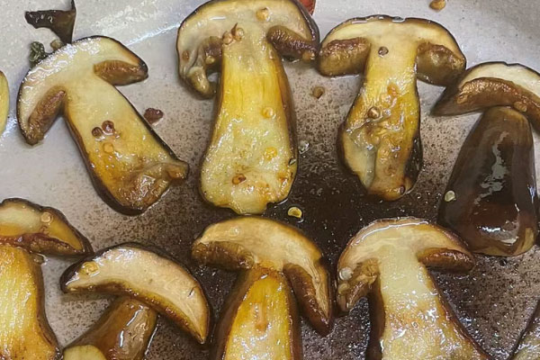 牛肝菌能泡酒嗎 牛肝菌能泡酒嗎