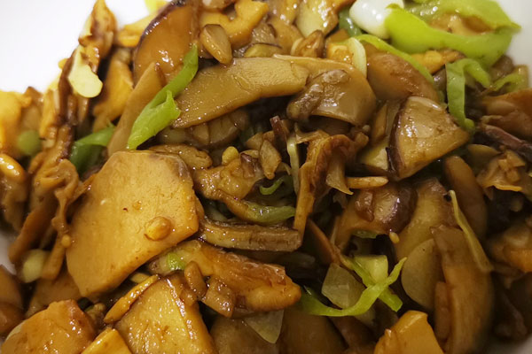 牛肝菌發(fā)綠是壞了嗎，闌尾炎能吃牛肝菌嗎